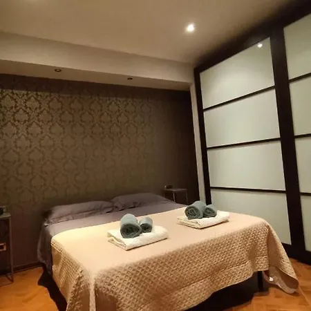 Domus Vacanze Romane Appartement Rome