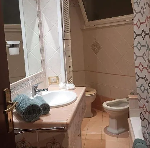 Domus Vacanze Romane Апартаменты *